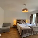 فندق مبيت وإفطار Stancija Kavali Stone House, Zvoneca-opatija