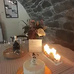 Stancija Kavali Stone House, Zvoneca-opatija فندق مبيت وإفطار أوباتيا