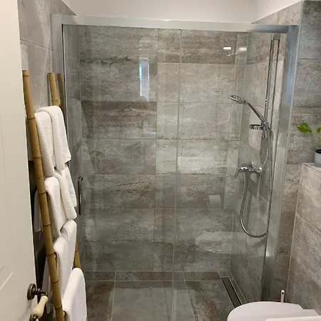 Bed and Breakfast Stancija Kavali Stone House, Zvoneca-opatija Οπατία