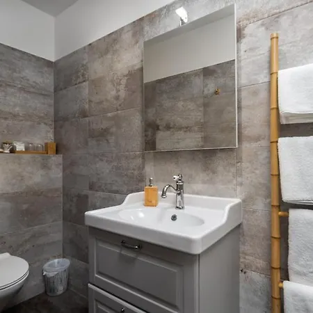 Nocleg ze śniadaniem Stancija Kavali Stone House, Zvoneca-opatija Opatija