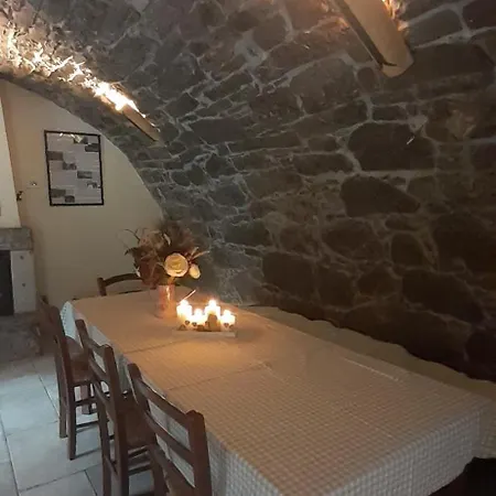 Stancija Kavali Stone House, Zvoneca-opatija